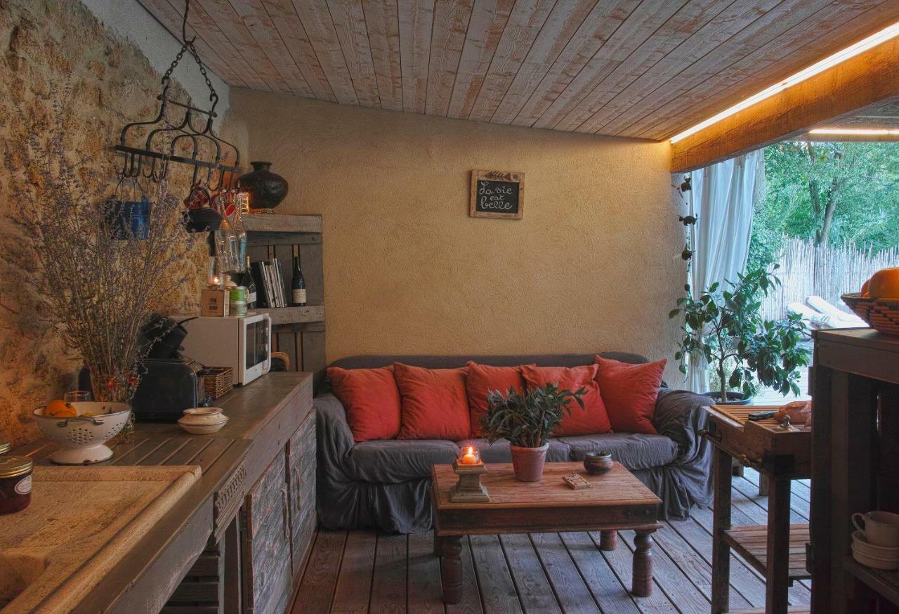 مبيت وإفطار Grans Le Moulin De Picaud المظهر الخارجي الصورة
